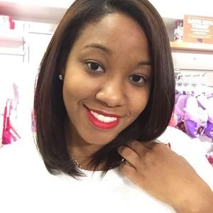 Meet your Posher, Shanae